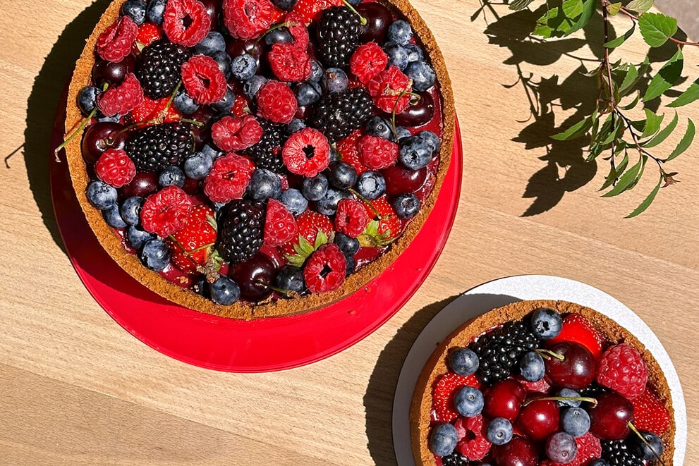 Cheesecake “VERY BERRY” with berries
