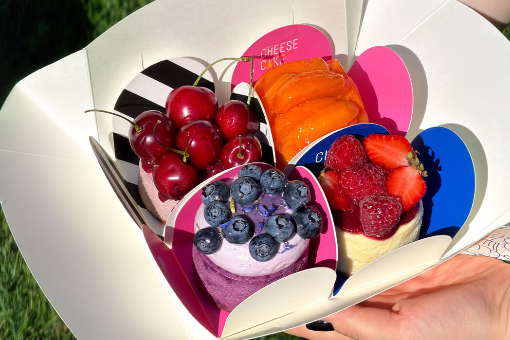 Set of mini cheesecakes “Summer garden” (4 pcs)